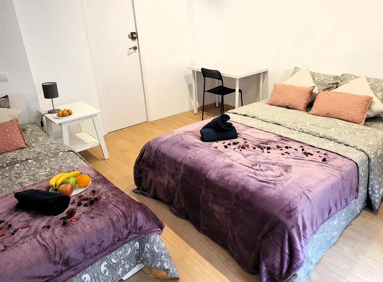 Hostel Rooms By Bcn Cathedral Βαρκελώνη Ισπανία